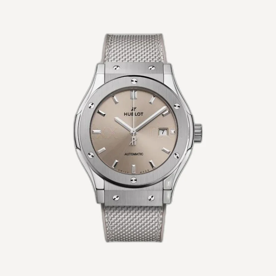 위블로 클래식 퓨전 에센셜 토프 42mm